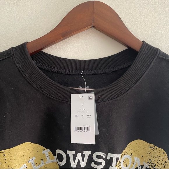 Yellowstone NWT Dutton Ranch Pullover - Picture 3 of 8